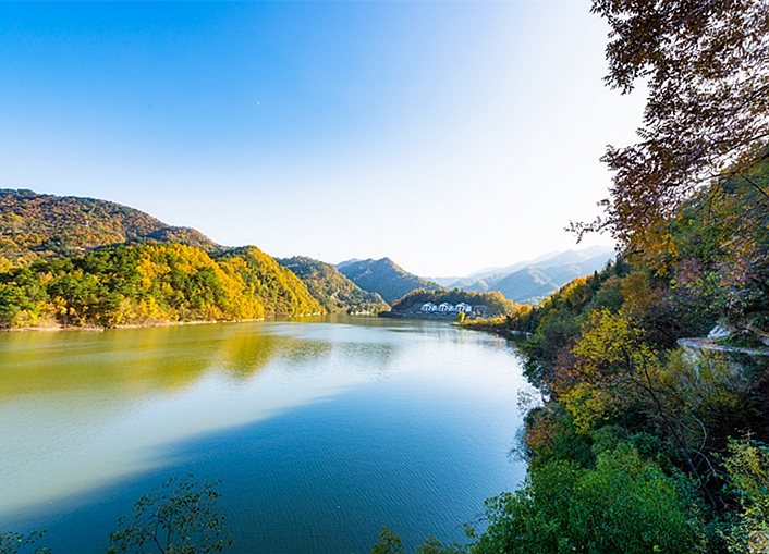 马家河除此之外,项目对面为市政绿化广场,园区内还设置有10800㎡的