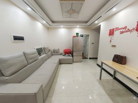 上海路大美爱丽舍 精装修三室可做婚房热暖齐全